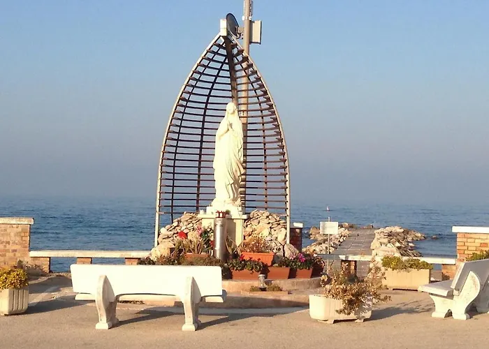 La Perla Del Mare Apartment *